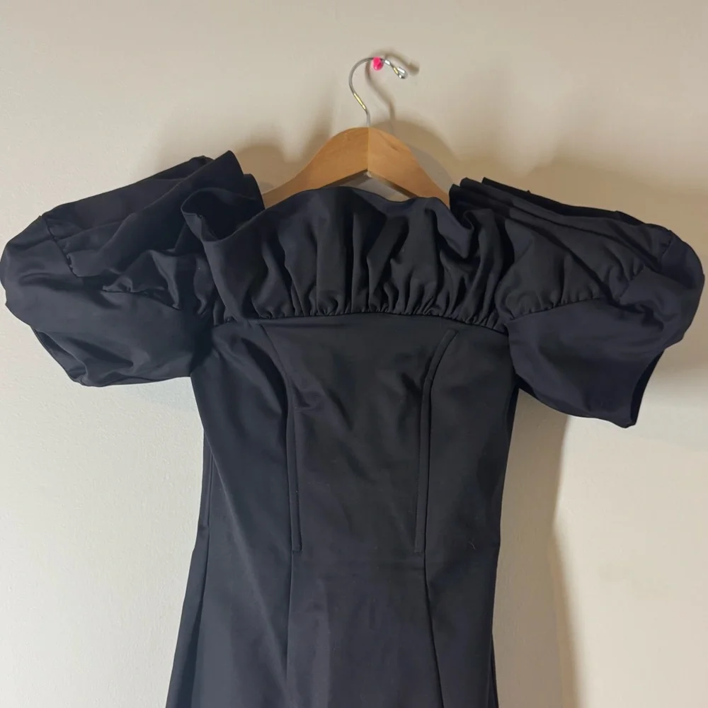 & Other Stories Black Ruffle Off the Shoulder Women’s Midi Dress Sz. 4 - Picture 5 of 8